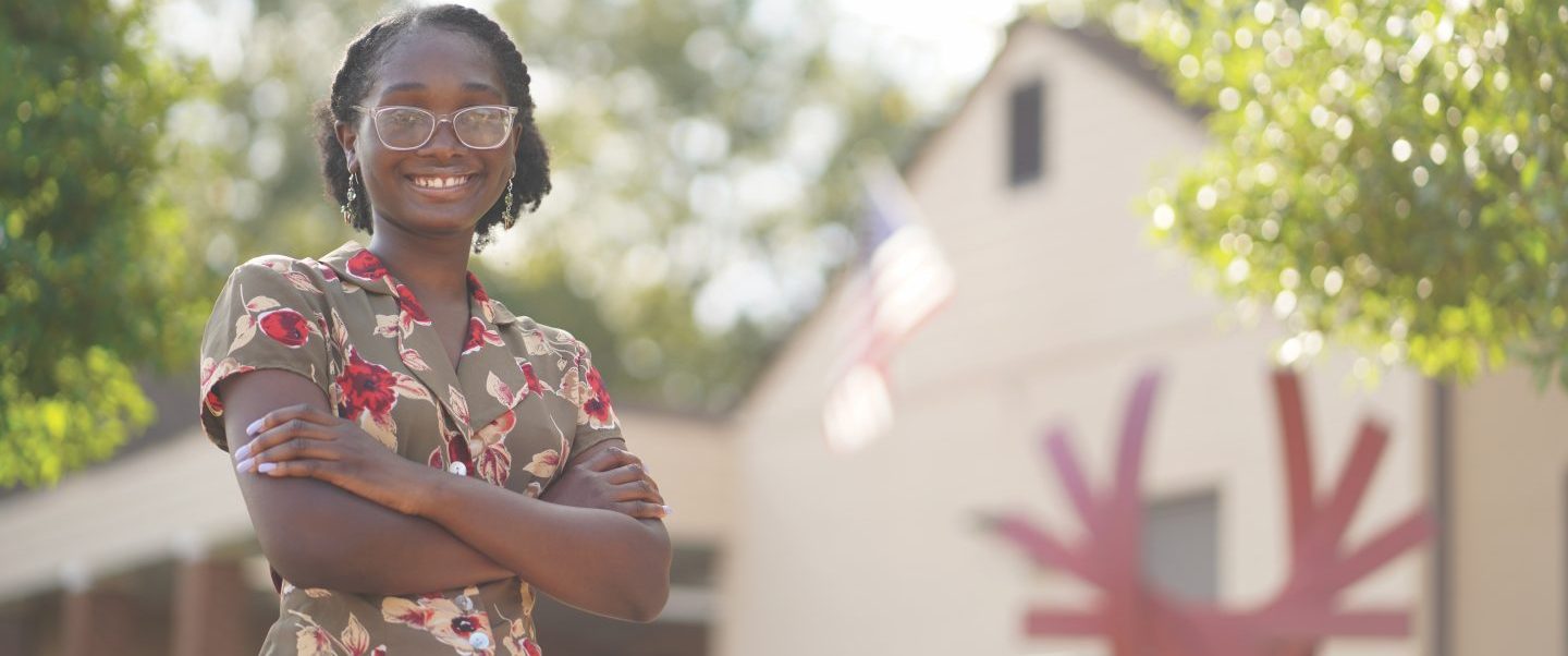 ClaudiaBonneyAmamoo11_aGreen-1440×748