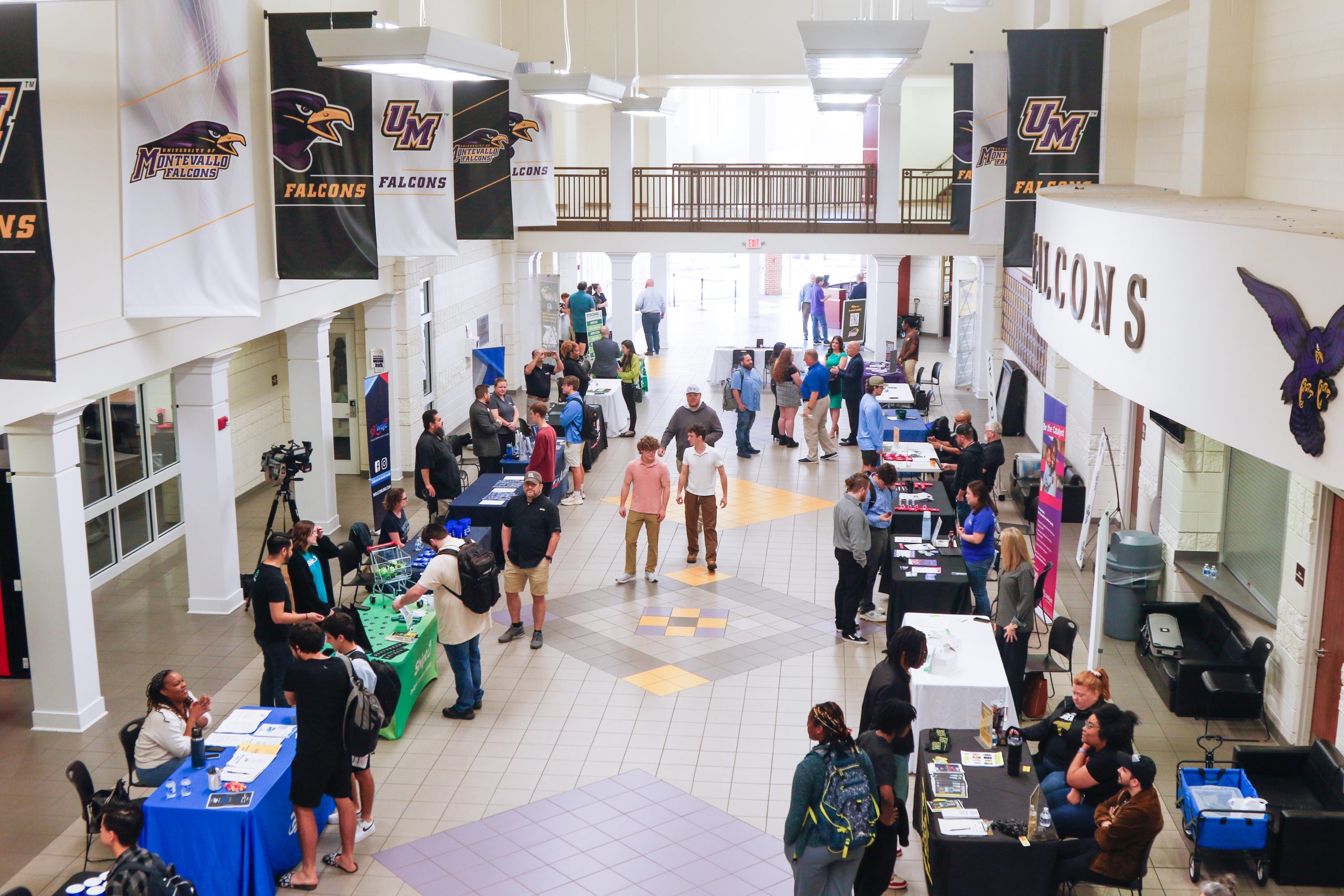 Students network at Communication Career Day
